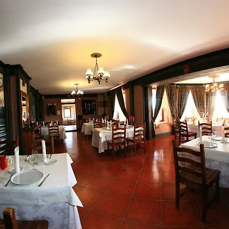 Castelul Lupilor 3* Chimindia