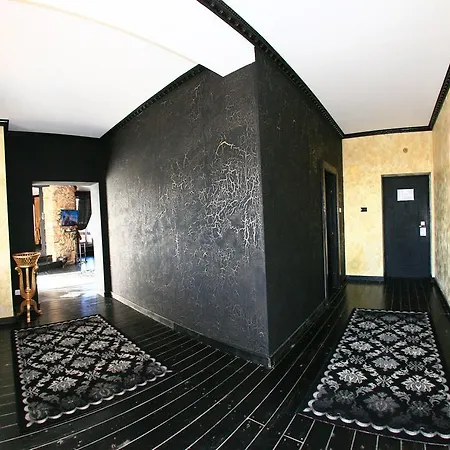 בית הארחה Castelul Lupilor Chimindia
