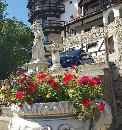 בית הארחה Castelul Lupilor Chimindia